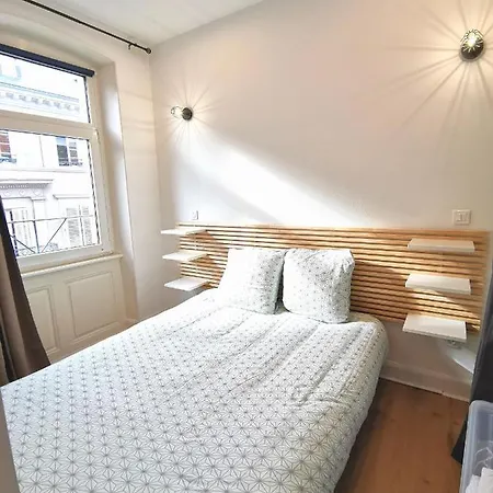 Loft Avec Verriere A 5 Min A Pieds De La Gare *